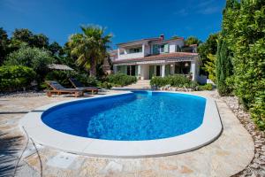 Holiday House Dolin - 4hvězdičkové hotely ve městě Rab