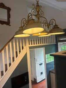 Grade 2 Listed Cottage in Sussex Village - Hurstpierpoint