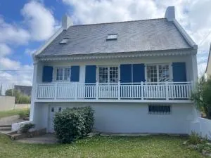 Ty wezenn MAISON à 30 m de la mer, location du samedi au samedi - Plounévez-Lochrist