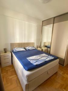 Sunny apartment in Tivat