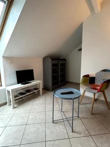 Le Mirande Studio indépendant dans maison