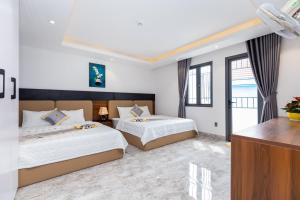 Sunflower Villa - Free Bida - Phòng Karaoke - Có Thang Máy - 10 Phòng Ngủ - Gần Biển