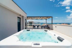 Skyline Serenity-Zadars Premier Roof Terrace