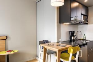 Appart'hotels Aparthotel Adagio Access La Defense Puteaux : 2 Studios Communicants ou 1 Appartement (4 Adultes)