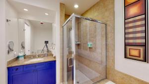 LV018 Downstairs Studio Near Main Pool Hot Tub