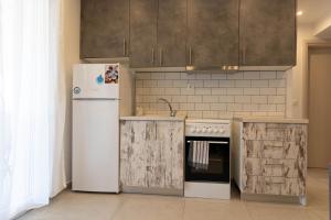 SKG Subway Apartments
