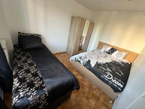 Appartements Maison proche Paris metro 13 : photos des chambres