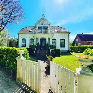 Altes Kapitänshaus von 1880 - Lütjenbrode