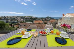 Rausion Luxury Apartments 