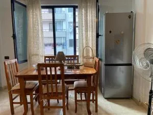 Apt 3 Minute Walk to the Beach - Kryemëdhenji