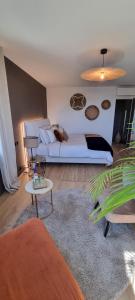 B&B / Chambres d'hotes La Villa Tonga - Chambres d-hotes a Fronsac : photos des chambres