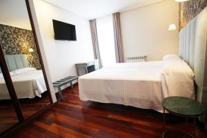 Hostería de Adarzo auto check