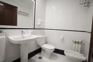 Hostería de Adarzo auto check