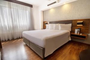 Hotel Deville Curitiba