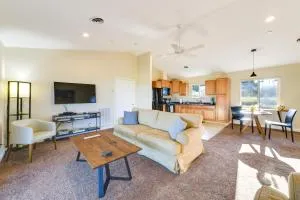 Kelseyville Cottage Private Deck and On-Site Winery - Cobb