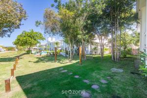 Casas em condomínio próximo a Praia de Pitinga - MGI