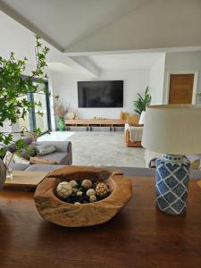 Stunning Front Line Ocean Views Luxury Beach House