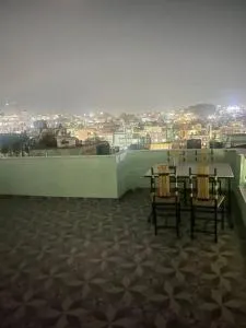 Expediya Holiday House - Full Furnish 2 BHK Roof Top Flat in Kathmandu - Phulbāri