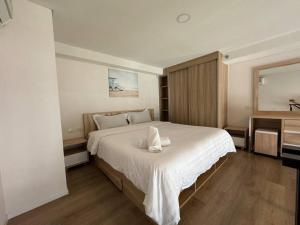 Sukhumvit 87 游泳池健身房 酒吧 餐厅 办公区等一体公寓