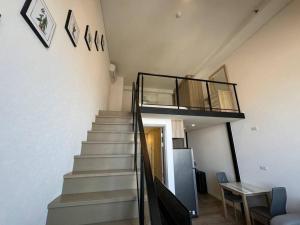 Sukhumvit 87 游泳池健身房 酒吧 餐厅 办公区等一体公寓