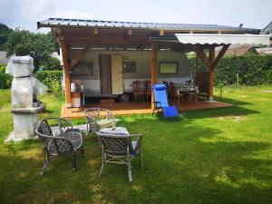 Počitniška prikolica Zeleni raj 