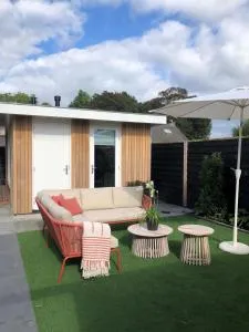 The Little White House - Bussloo