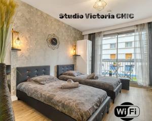 Studio Victoria CHIC,au cœur du centre ville - 3hvězdičkové hotely ve městě Aix-les-Bains