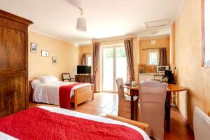 B&B / Chambres d'hotes Chambres d hotes La Cavaliere : photos des chambres