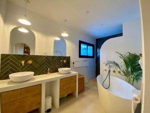 Magnifique Villa avec piscine proche plage