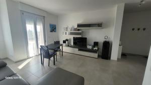 Intero Appartamento con Parcheggio Gratuito img18