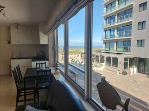 Apartment Gounod Nieuwpoort