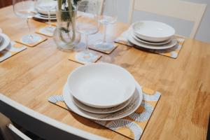 The Point , 2 Bed, Parking - Pass the Keys