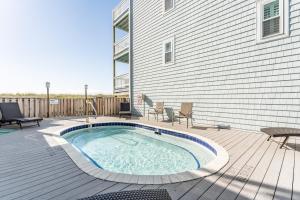 Sands III #1C - Toes In the Water