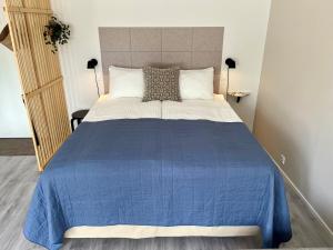 Cozy City Apartment with Parking space and WiFi