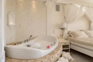 #1 Luxury Jacuzzi Penthouse In Quiet Centre Riga - أدازي