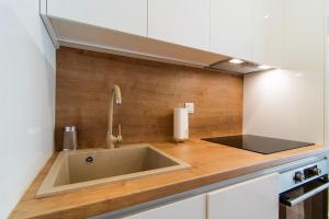 Flexible SelfCheckIns 86 - Zagreb - Garage - New Building - New Apartment - Loggia