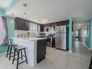 Sunskipper #5G - Down by the Sea