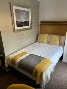 Double Room with Private Bathroom room in The Blackhorse Hotel