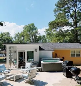 BBQ HOT TUB 10min to the BEACH - Conway