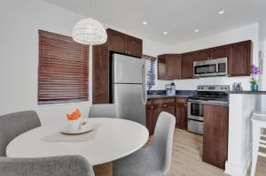 Waves On Walnut # 4-beach Access