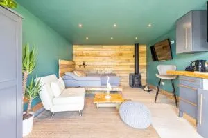 Self contained cabin, firepit, NR MOD aztec, m5, m4 - 温特伯恩