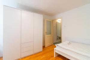 Casa di Pag by Pag tours