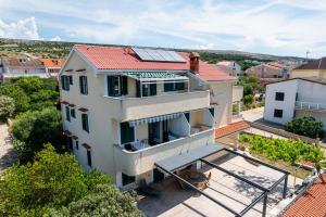 Beachfront Lovro apartment by Pag tours