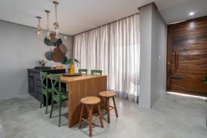 Paraíso beira-mar na Praia do Patacho - 4 suítes