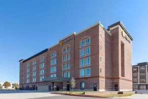 La Quinta Inn & Suites by Wyndham Dallas - Frisco Stadium - Prosper