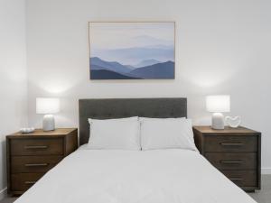 Peaceful 1-Bed Unit with a Spacious Balcony