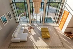 Space brings us closer to art - Casa Imox - Chiquila