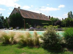Gîtes Rénovés avec Piscine au Cœur de la Brenne – Proche Sites Naturels et Historiques - FR-1-591-327