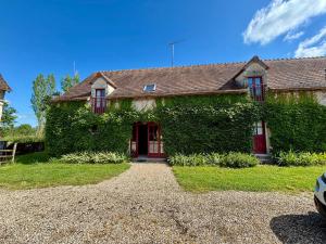 Maisons de vacances Gites Renoves avec Piscine au Coeur de la Brenne – Proche Sites Naturels et Historiques - FR-1-591-327 : photos des chambres