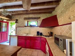 Maisons de vacances Gites Renoves avec Piscine au Coeur de la Brenne – Proche Sites Naturels et Historiques - FR-1-591-327 : Maison de Vacances